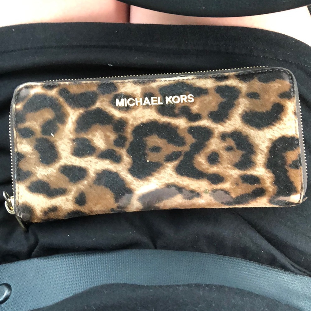 Michael Kors jet set wallet